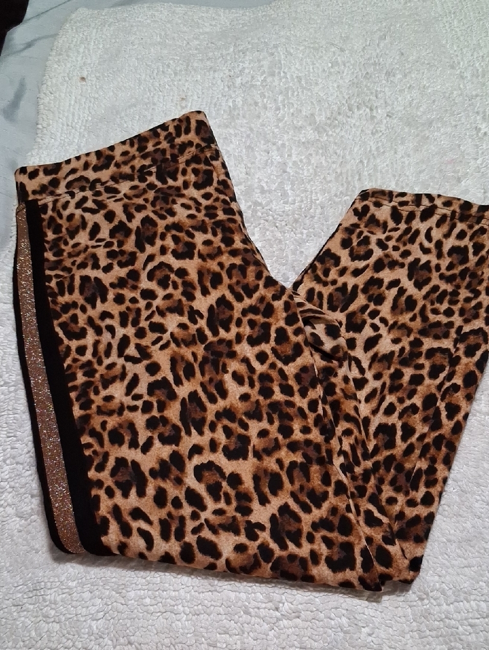 Joseph Ribkoff Leopard Print Pants in Tan, Brown, Black